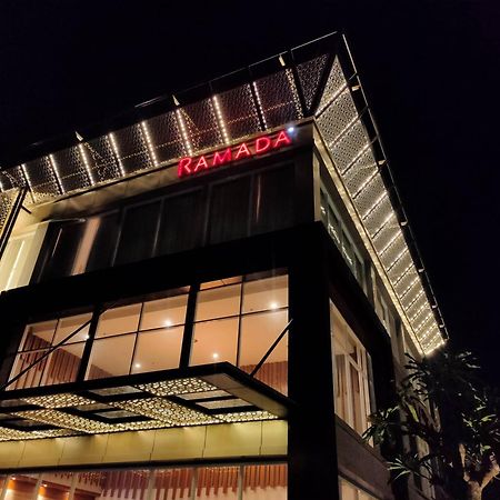 Ramada By Wyndham Yogyakarta Hotell Sleman  Exteriör bild