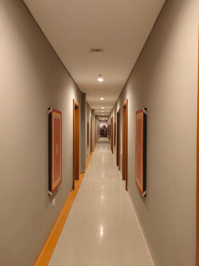 Ramada By Wyndham Yogyakarta Hotell Sleman  Exteriör bild