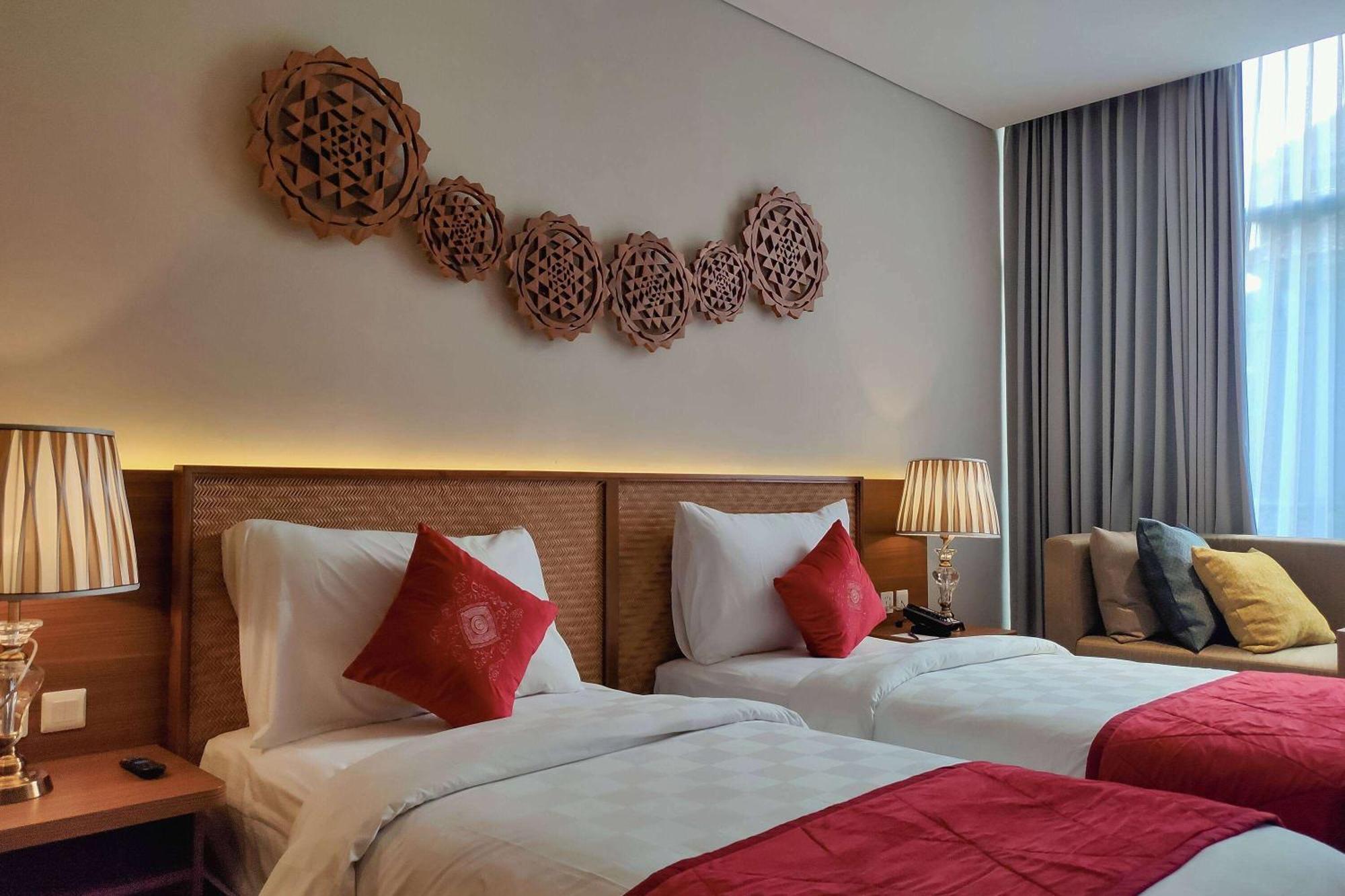 Ramada By Wyndham Yogyakarta Hotell Sleman  Exteriör bild